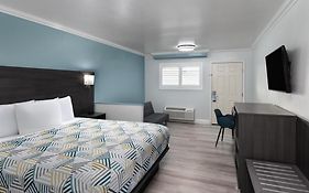 Red Lion Inn & Suites Lemoore